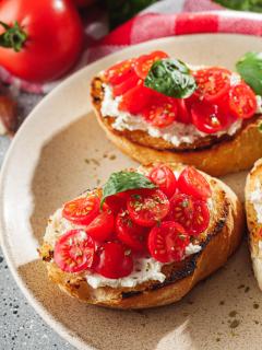 Parmesan Tomato Bread Rolls