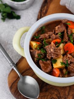 Low-Carb Instant Pot Red Wine Pork Stew