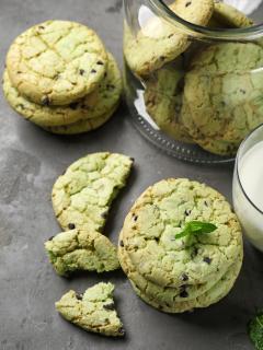 Chocolate Chip Mint Cookies