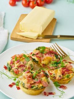 Low-Carb Spinach Artichoke Bacon Cups