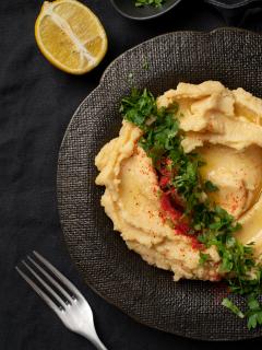 Low-Carb Buffalo Hummus